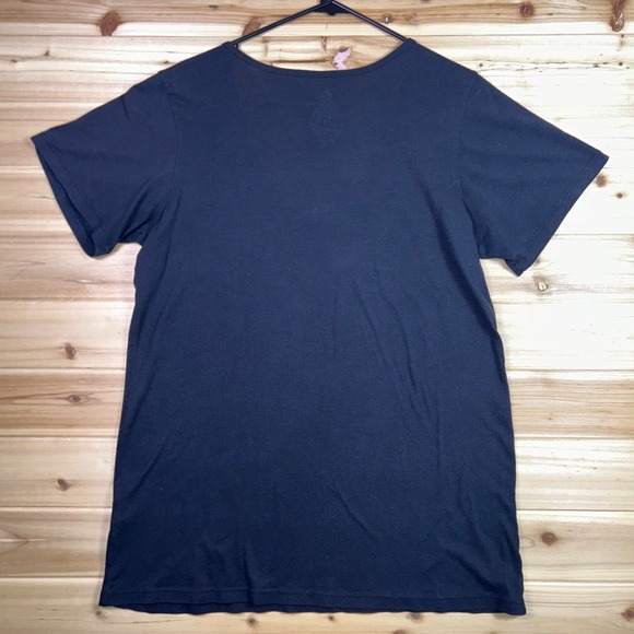 Volcom T-Shirt Womens XL Black Love Krochet Kids International Short Sleeve - Picture 5 of 7